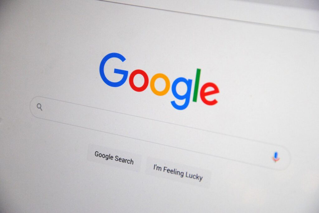 Moteur de recherche Google pour les campagnes publicitaires Google Shopping